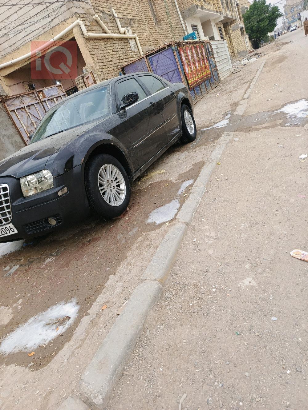 کرایسلەر 300